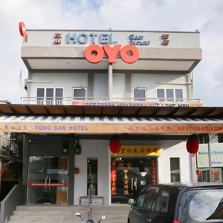 Oyo 89915 East Mount Hotel Кукуп Екстер'єр фото
